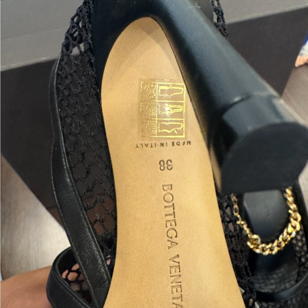 Bottega Veneta Black Mesh Heels with Gold Chain - Picture 5 of 9